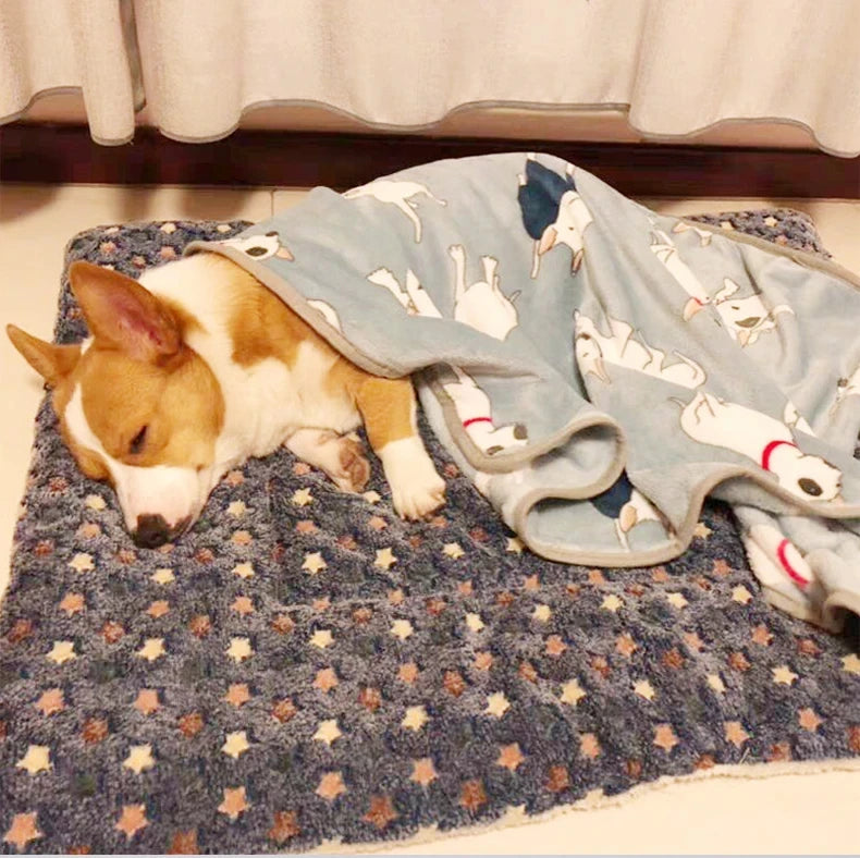 Flannel Pet Sleeping Mat – Soft Dog & Cat Bed Cushion Blanket