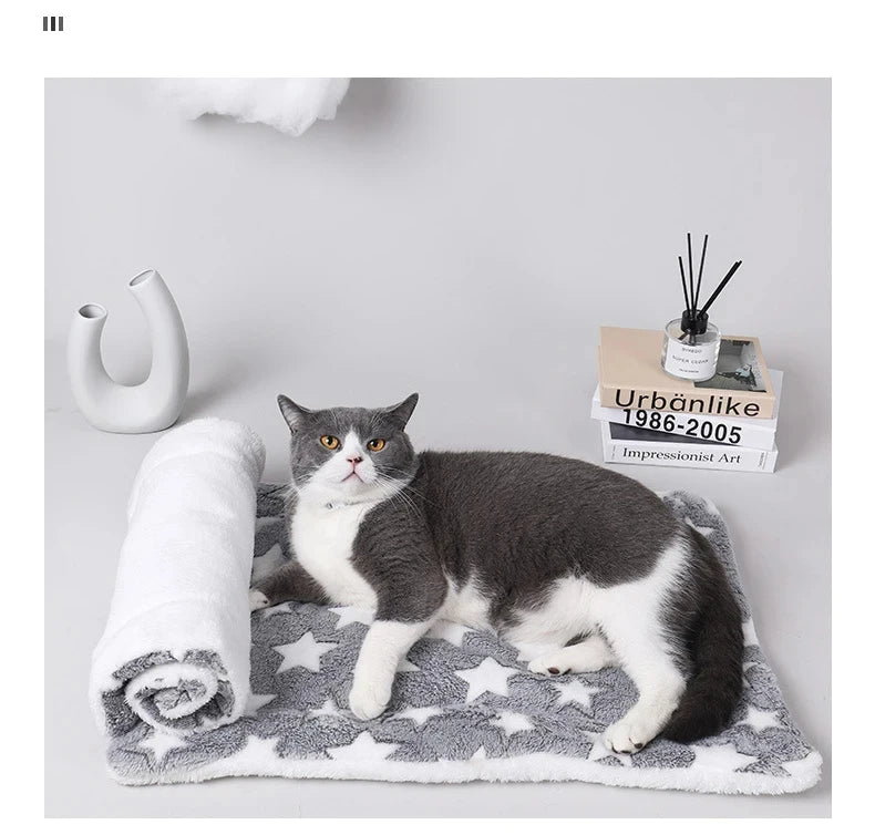 Flannel Pet Sleeping Mat – Soft Dog & Cat Bed Cushion Blanket