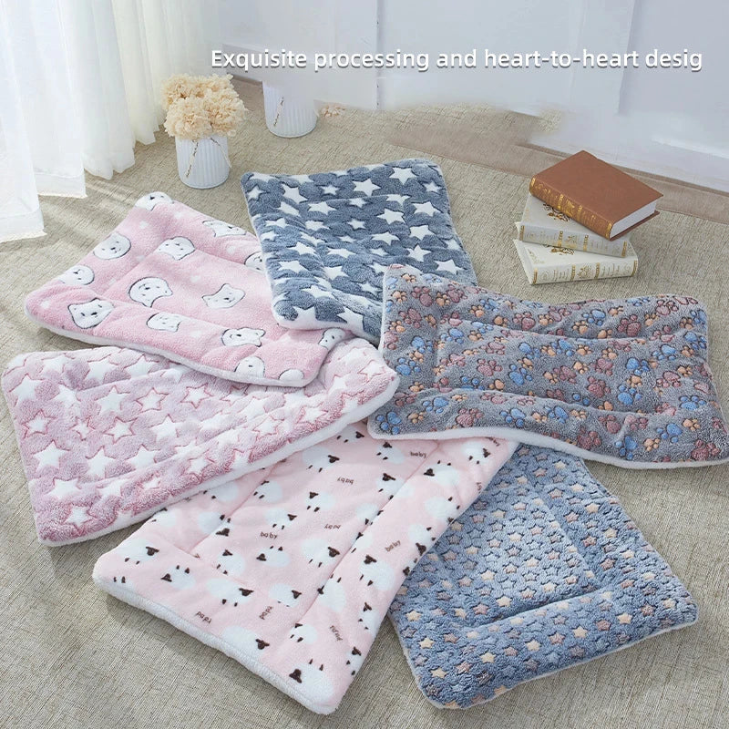 Flannel Pet Sleeping Mat – Soft Dog & Cat Bed Cushion Blanket